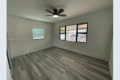 10415 NW 35th Ave, Miami, FL 33147 - Photo 12