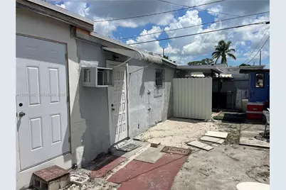 10415 NW 35th Ave, Miami, FL 33147 - Photo 28