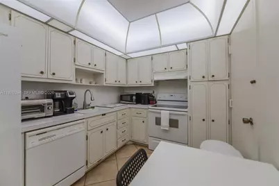 1980 S Ocean Dr #4L, Hallandale Beach, FL 33009 - Photo 20