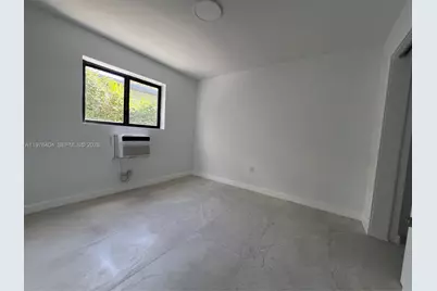 963 NW 5th St #3, Miami, FL 33128 - Photo 8