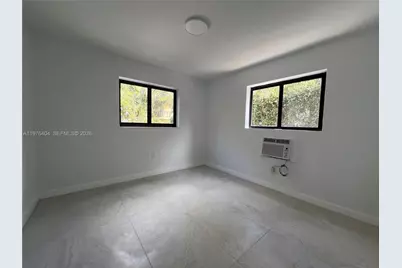 963 NW 5th St #3, Miami, FL 33128 - Photo 10