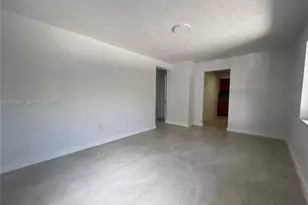 963 NW 5th St, Miami, FL 33128 - Photo 2