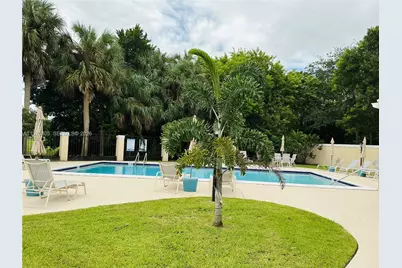 203 N Moccasin Trl N, Jupiter, FL 33458 - Photo 26