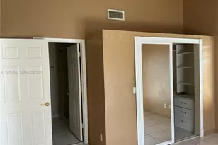 203 N Moccasin Trl N, Jupiter, FL 33458 - Photo 14