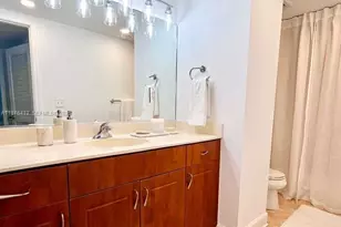 401 69th St, Miami Beach, FL 33141 - Photo 8