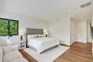 5735 N Bay Rd, Miami Beach, FL 33140 - Photo 18