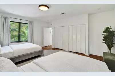 5735 N Bay Rd, Miami Beach, FL 33140 - Photo 58