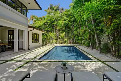 5735 N Bay Rd, Miami Beach, FL 33140 - Photo 68