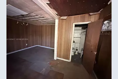 640 Palm Beach Rd, South Bay, FL 33493 - Photo 36