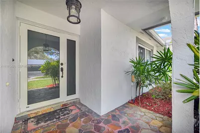 5081 SW 119th Ave, Cooper City, FL 33330 - Photo 2