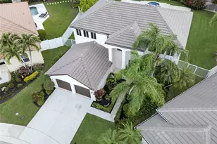 1008 Highland Meadows Dr, Weston, FL 33327 - Photo 2