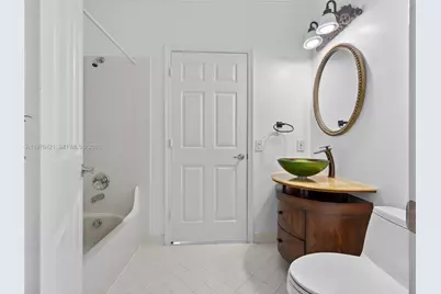 1008 Highland Meadows Dr, Weston, FL 33327 - Photo 22