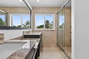 1008 Highland Meadows Dr, Weston, FL 33327 - Photo 40