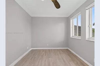 1008 Highland Meadows Dr, Weston, FL 33327 - Photo 46