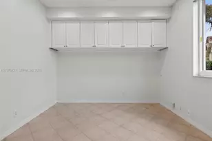 1008 Highland Meadows Dr, Weston, FL 33327 - Photo 20