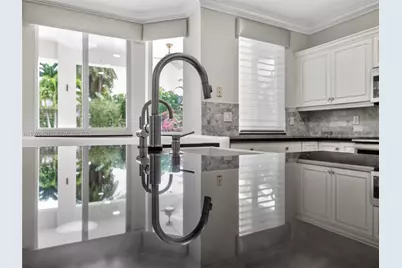 1008 Highland Meadows Dr, Weston, FL 33327 - Photo 16