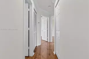 1008 Highland Meadows Dr, Weston, FL 33327 - Photo 34