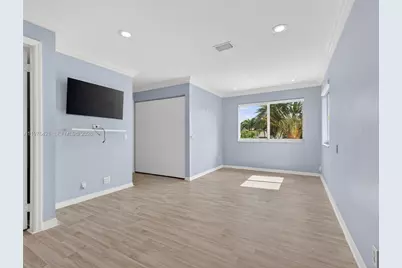 1008 Highland Meadows Dr, Weston, FL 33327 - Photo 36