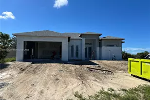 1120 NE 32nd Ln, Cape Coral, FL 33990 - Photo 32