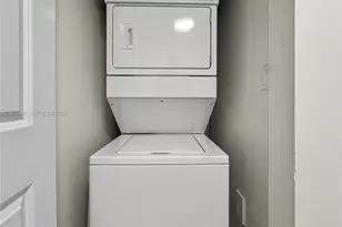 1755 E Hallandale Beach Blvd, Hallandale Beach, FL 33009 - Photo 28