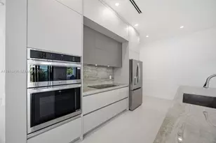 1321 NE 13th Ave, Fort Lauderdale, FL 33304 - Photo 8