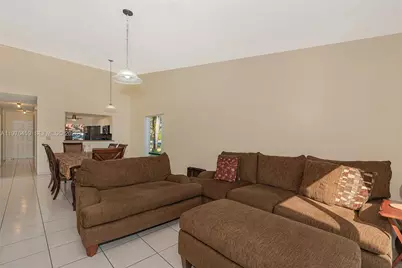 840 SW 120th Way, Davie, FL 33325 - Photo 6