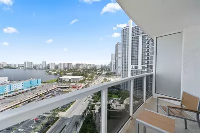 18001 Collins Ave #2001, Sunny Isles Beach, FL 33160 - Photo 10