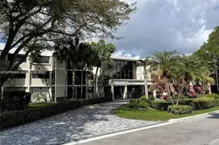 16500 Golf Club Rd, Weston, FL 33326 - Photo 2