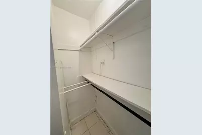 124 SE 4th St #2, Hallandale Beach, FL 33009 - Photo 6