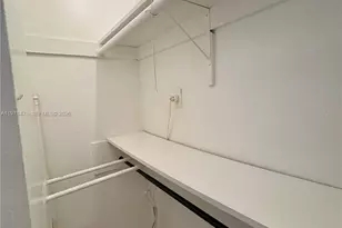 124 SE 4th St, Hallandale Beach, FL 33009 - Photo 6