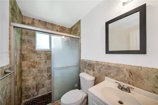 592 NE 150th St, Miami, FL 33161 - Photo 20