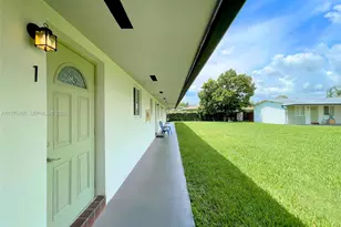 592 NE 150th St, Miami, FL 33161 - Photo 22