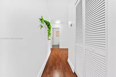 547 NW 157th Ln, Pembroke Pines, FL 33028 - Photo 18