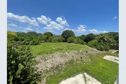 4435 SW 30th Ter, Dania Beach, FL 33312 - Photo 4