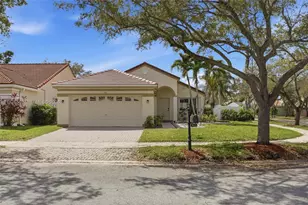 922 Falling Water Rd, Weston, FL 33326 - Photo 1