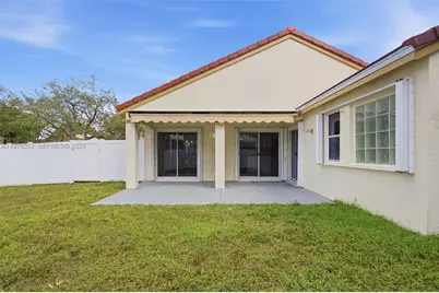 922 Falling Water Rd #922, Weston, FL 33326 - Photo 16