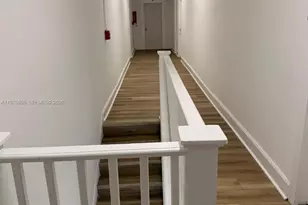 337 SW 10th Ave, Miami, FL 33130 - Photo 6