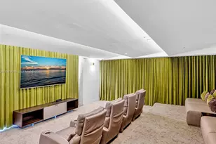 488 NE 18th St, Miami, FL 33132 - Photo 56