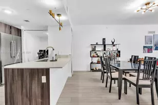 488 NE 18th St, Miami, FL 33132 - Photo 8