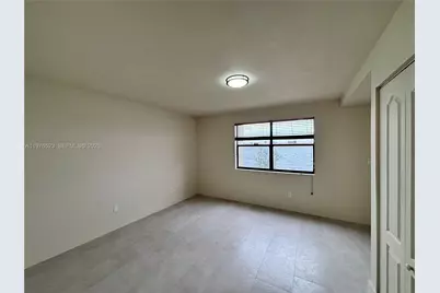 605 Ives Dairy Rd #102-7, Miami, FL 33179 - Photo 16