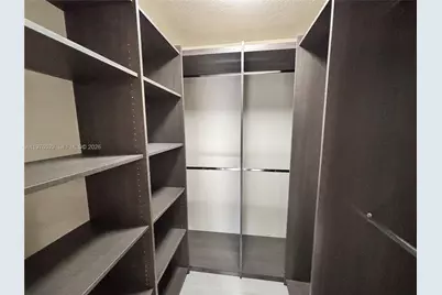 605 Ives Dairy Rd #102-7, Miami, FL 33179 - Photo 26