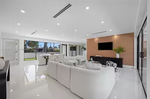 1931 NE 186th Dr, North Miami Beach, FL 33179 - Photo 2