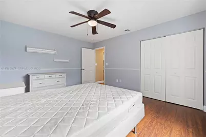 1104 NW 139th Ave, Pembroke Pines, FL 33028 - Photo 32