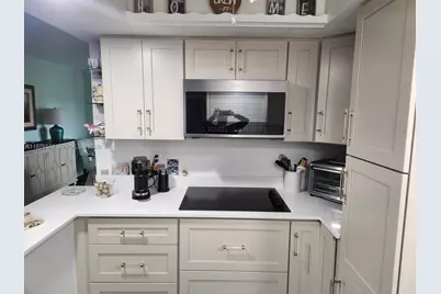 2431 SW 82nd Ave #305, Davie, FL 33324 - Photo 4