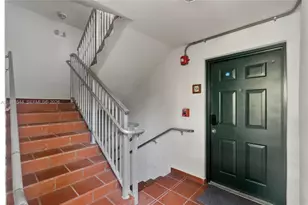 1005 8th St, Miami Beach, FL 33139 - Photo 20