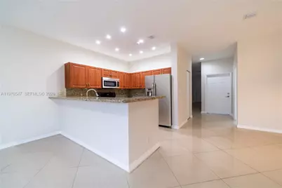 5327 SW 40th Ave, Dania Beach, FL 33314 - Photo 4