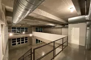 1749 NE Miami Ct, Miami, FL 33132 - Photo 8