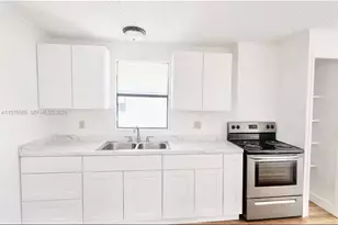 6156 Seashore Dr, Atlantis, FL 33462 - Photo 2