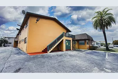 1702 McKinley St #3, Hollywood, FL 33020 - Photo 8