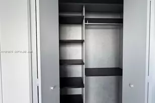 55 SW 9th St, Miami, FL 33130 - Photo 12